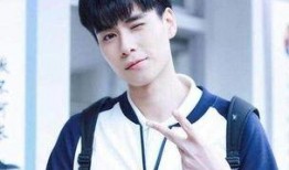 吃瓜网红小哥哥微博,“瓜王降临！网红小哥哥微博揭秘娱乐圈幕后真相！”